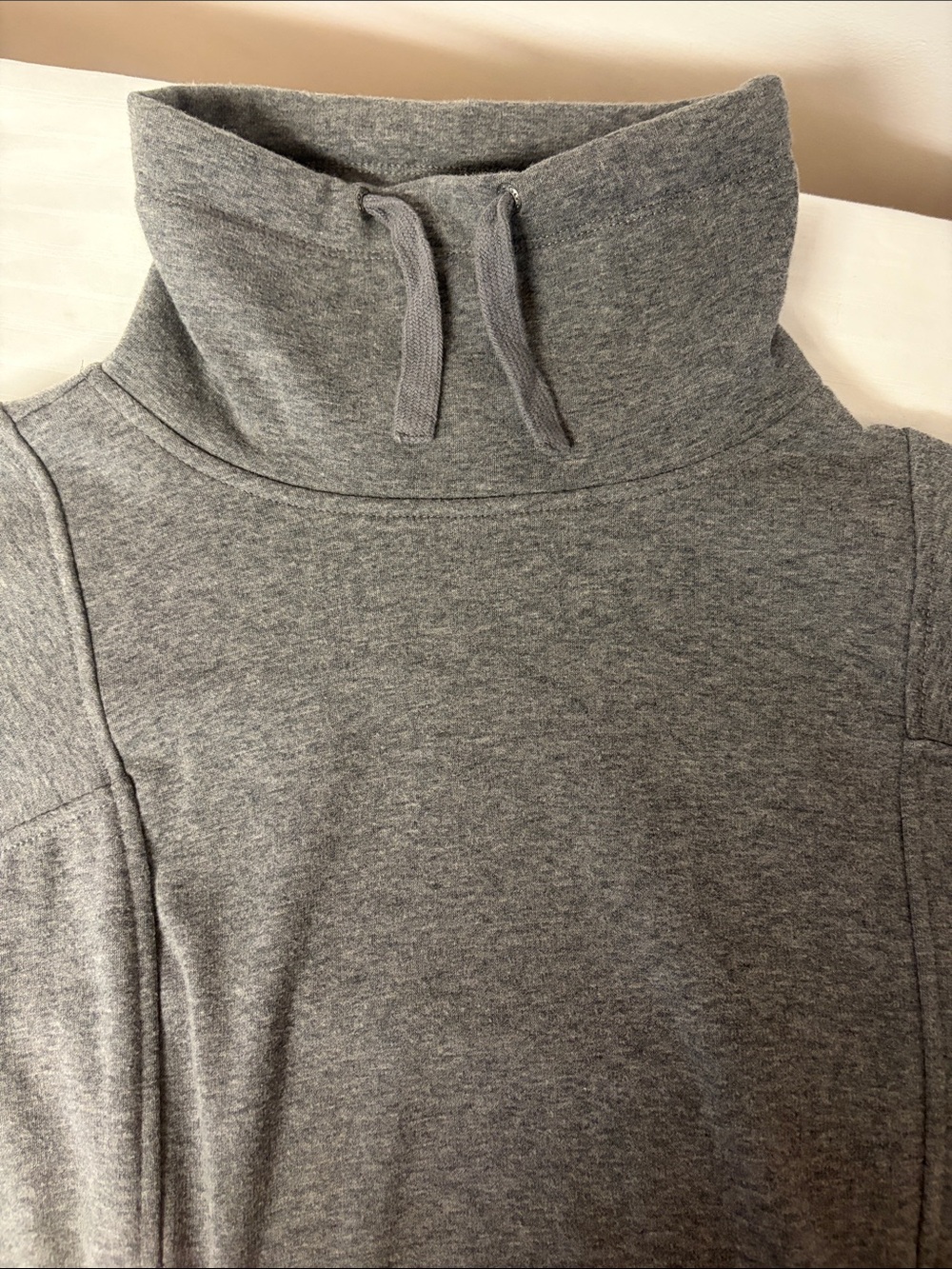 UGG Super Soft & Cozy Gray Turtleneck Poncho Women’s Size XS/S - Picture 14 of 15